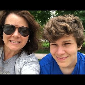 Meet your Posher, Amy